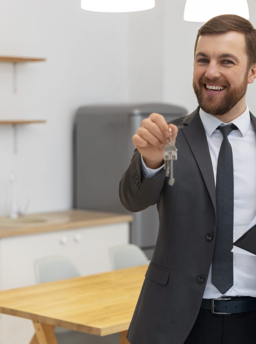portrait-male-real-estate-agent